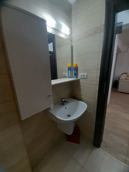 Militari Residence, Tineretului,